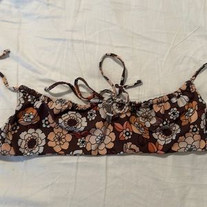 Skatie Demi Top Byron